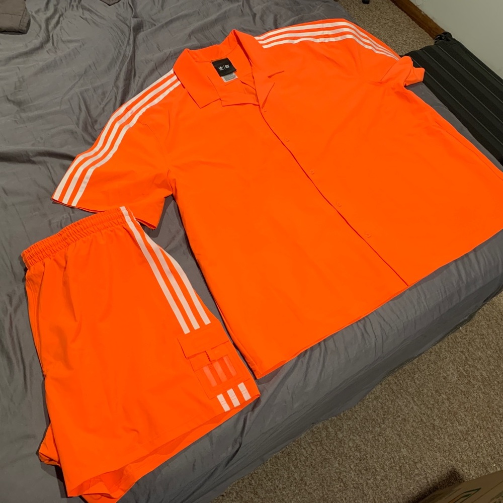 *SOLD* ADIDAS X IVY PARK — Flex Park Collection